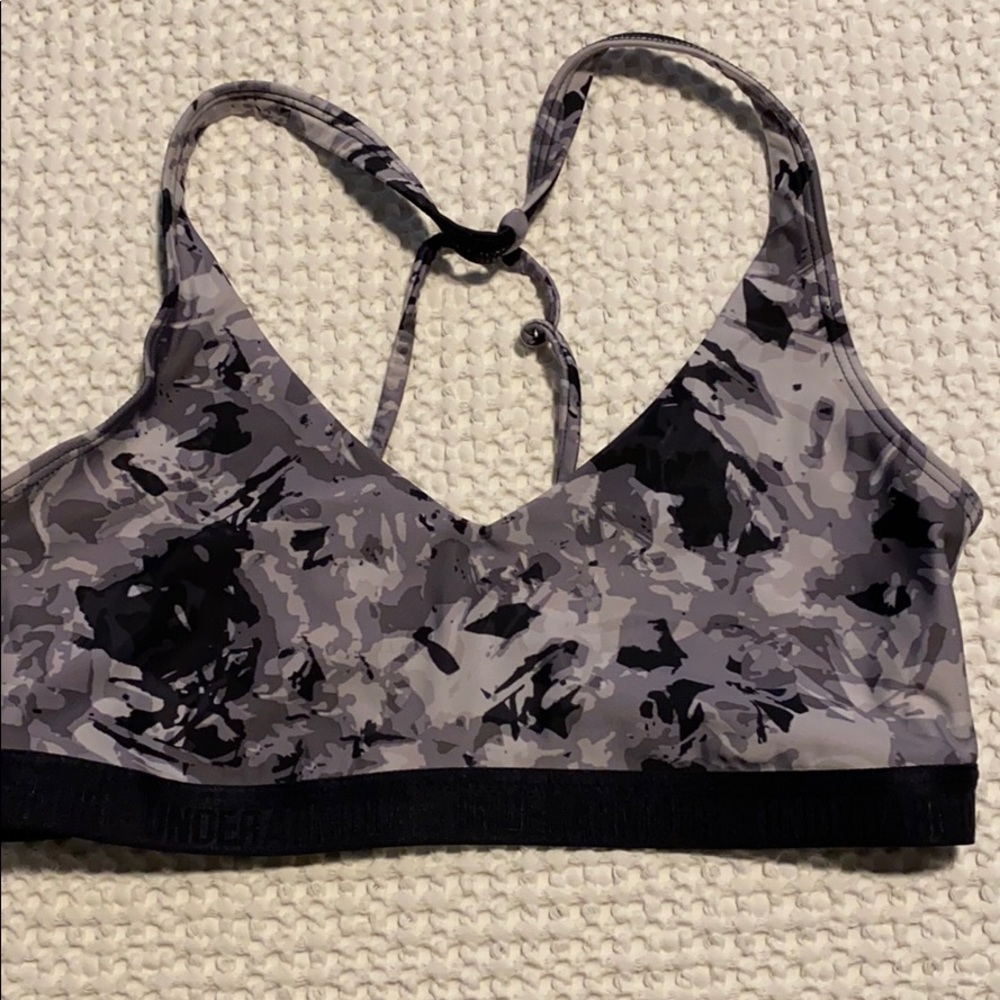 Underarmor sports bra
